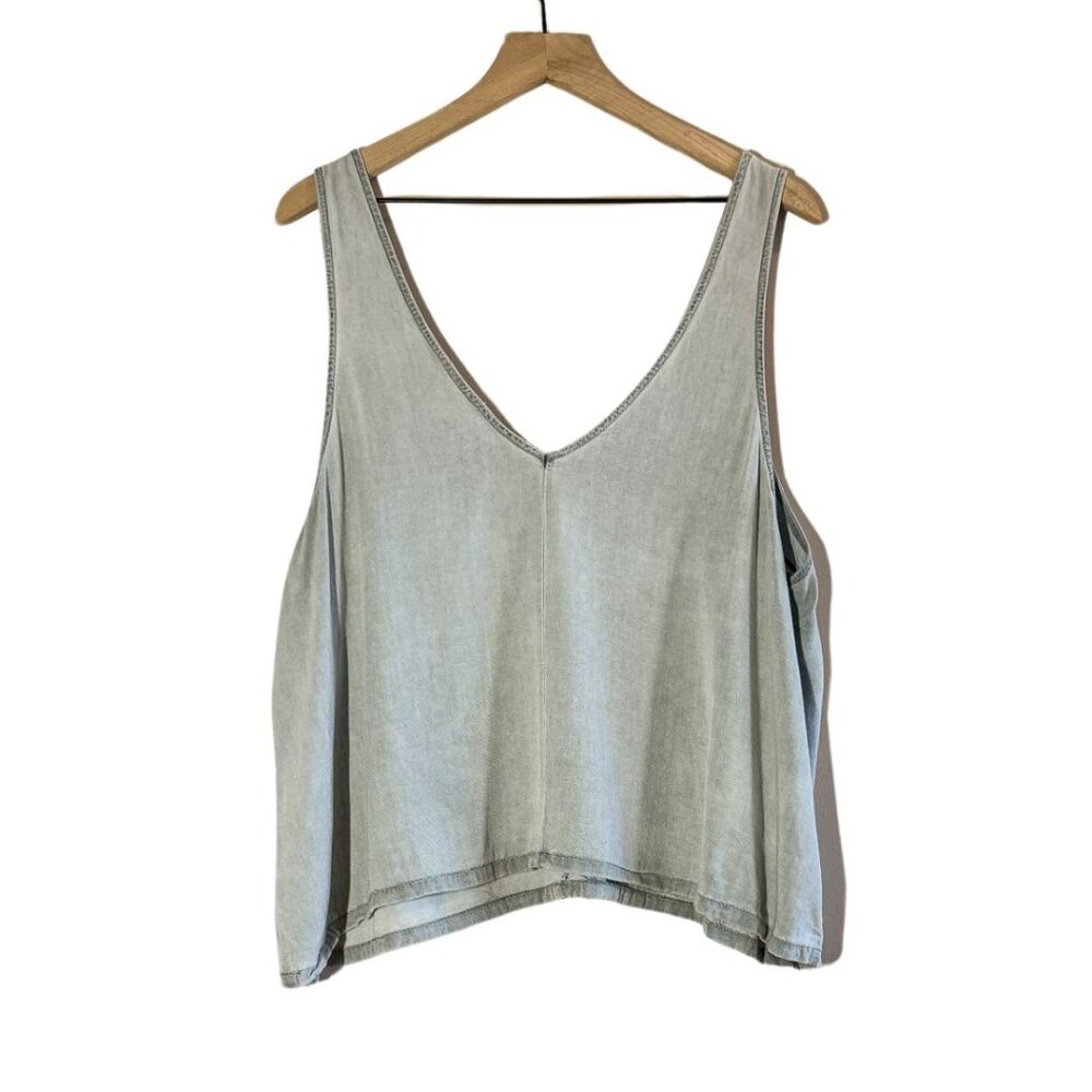 Treasure & Bond Sleeveless V-Neck Tank (XL)